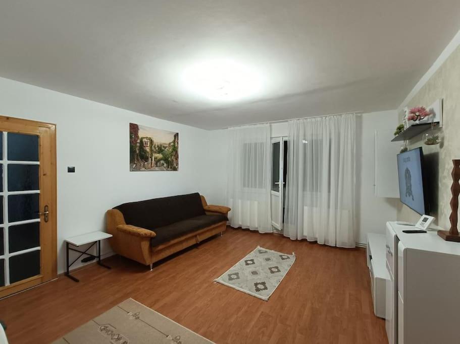 Apartament Alis2011 Buzau Luaran gambar